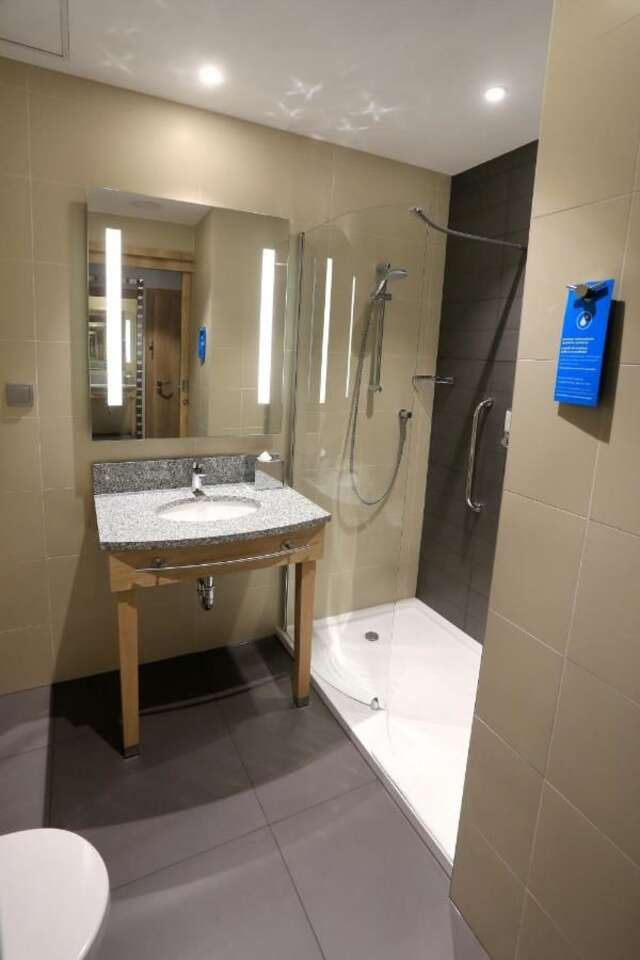 Отель Hampton By Hilton Gdansk Old Town Гданьск-41